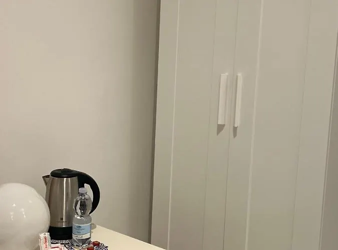 84 A Pochi Minuti Dalla Stazione ベッド・アンド・ブレックファスト サレルノ