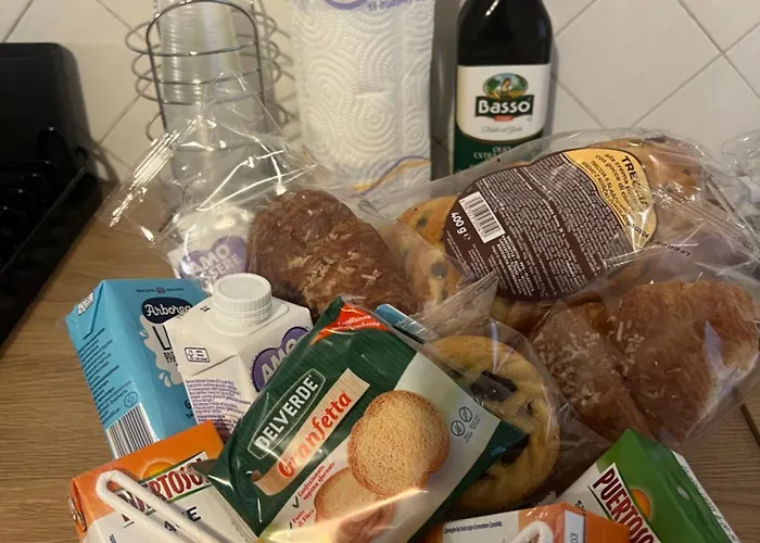 ベッド・アンド・ブレックファスト 84 A Pochi Minuti Dalla Stazione