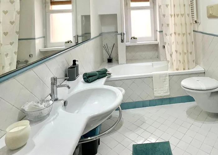 ベッド・アンド・ブレックファスト 84 A Pochi Minuti Dalla Stazione