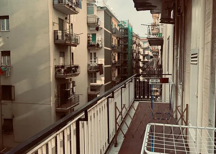 84 A Pochi Minuti Dalla Stazione ベッド・アンド・ブレックファスト